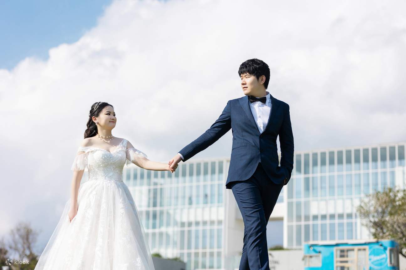Tokyo: Wedding Photo Tour dengan 3 Lokasi & Pro Styling
